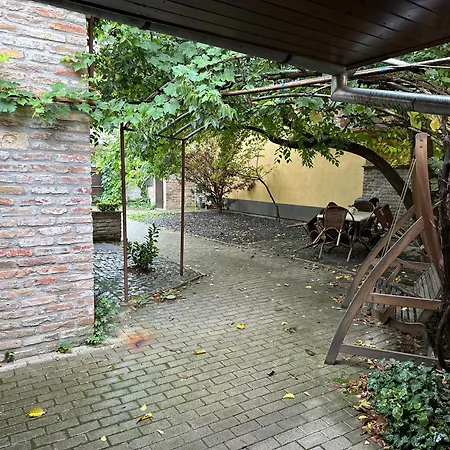 Partapartman Gyula Exterior photo