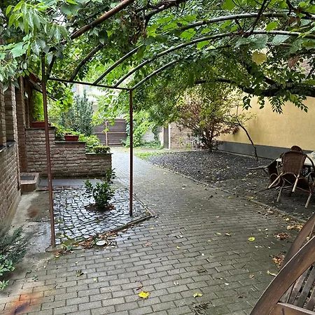 Partapartman Gyula Exterior photo