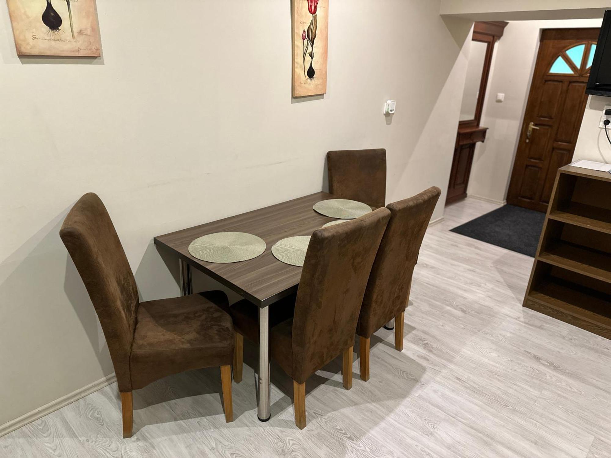 Apartment Partapartman *