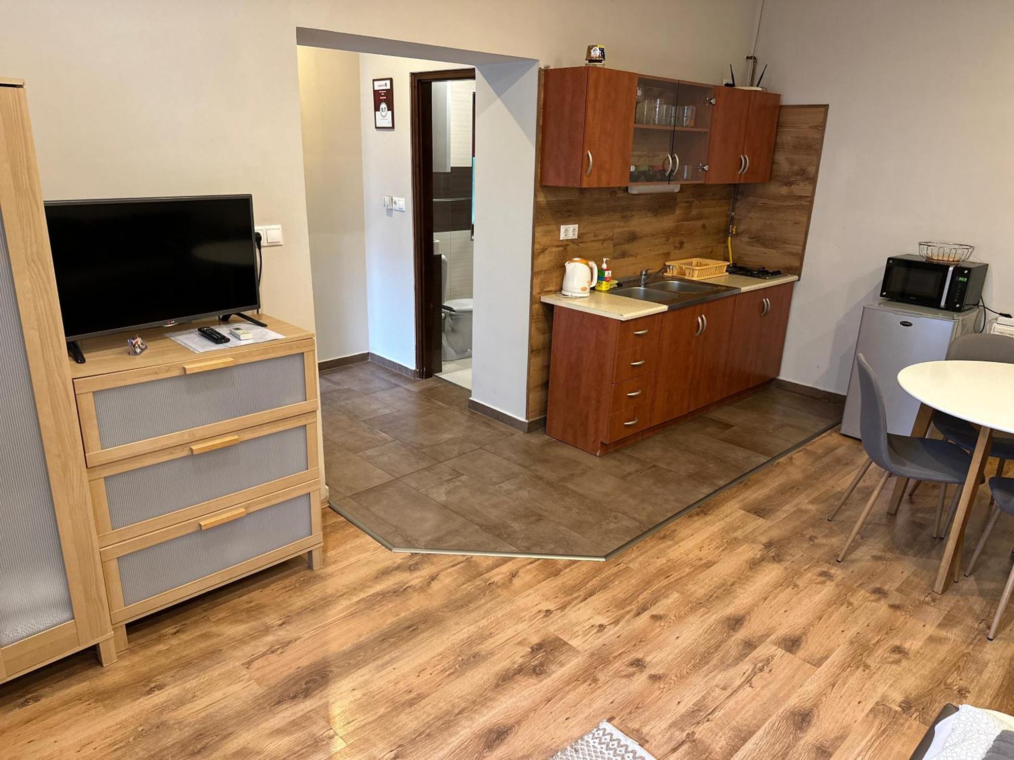 Apartment Partapartman